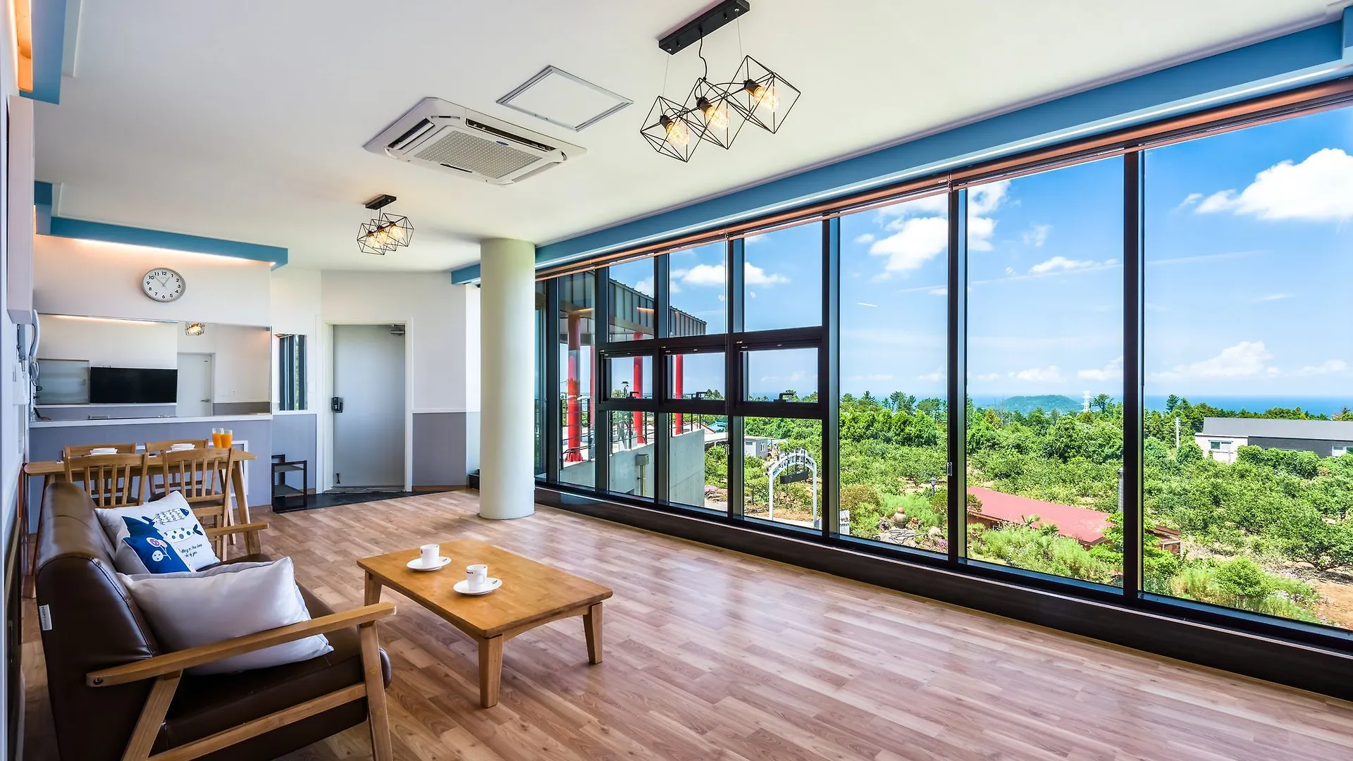 Hotel Banhakeura Pension Kwangyang-dong
